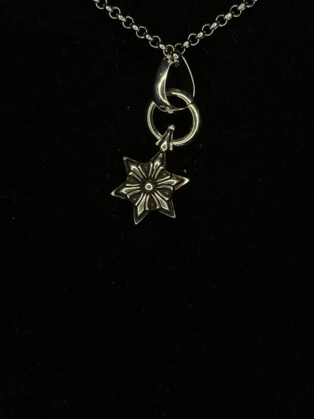 Chrome Hearts Floral Ninja/ Regular Star Unisex Necklace - Picture 3 of 5